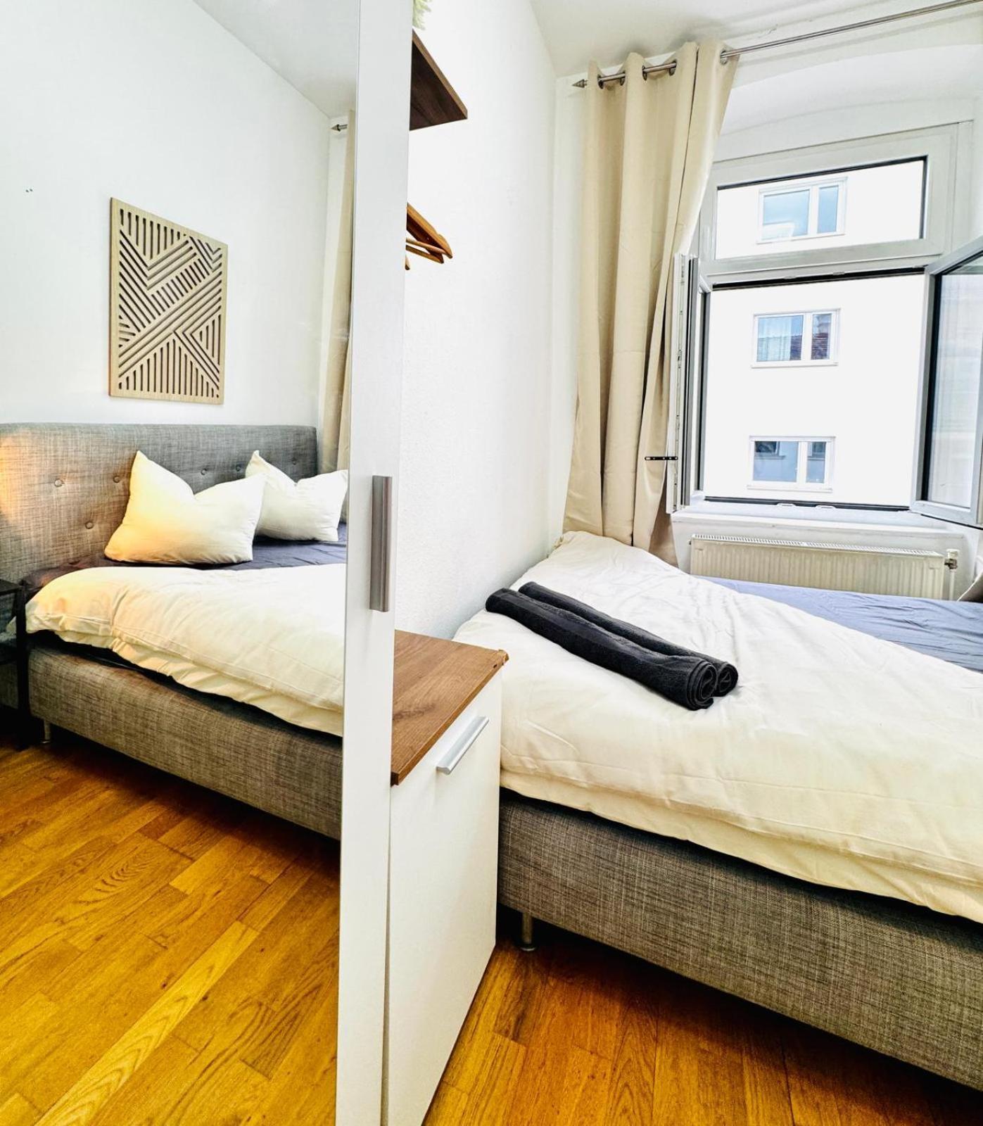 Stylish 4br 10 Min Transport To Stadthalle Wien