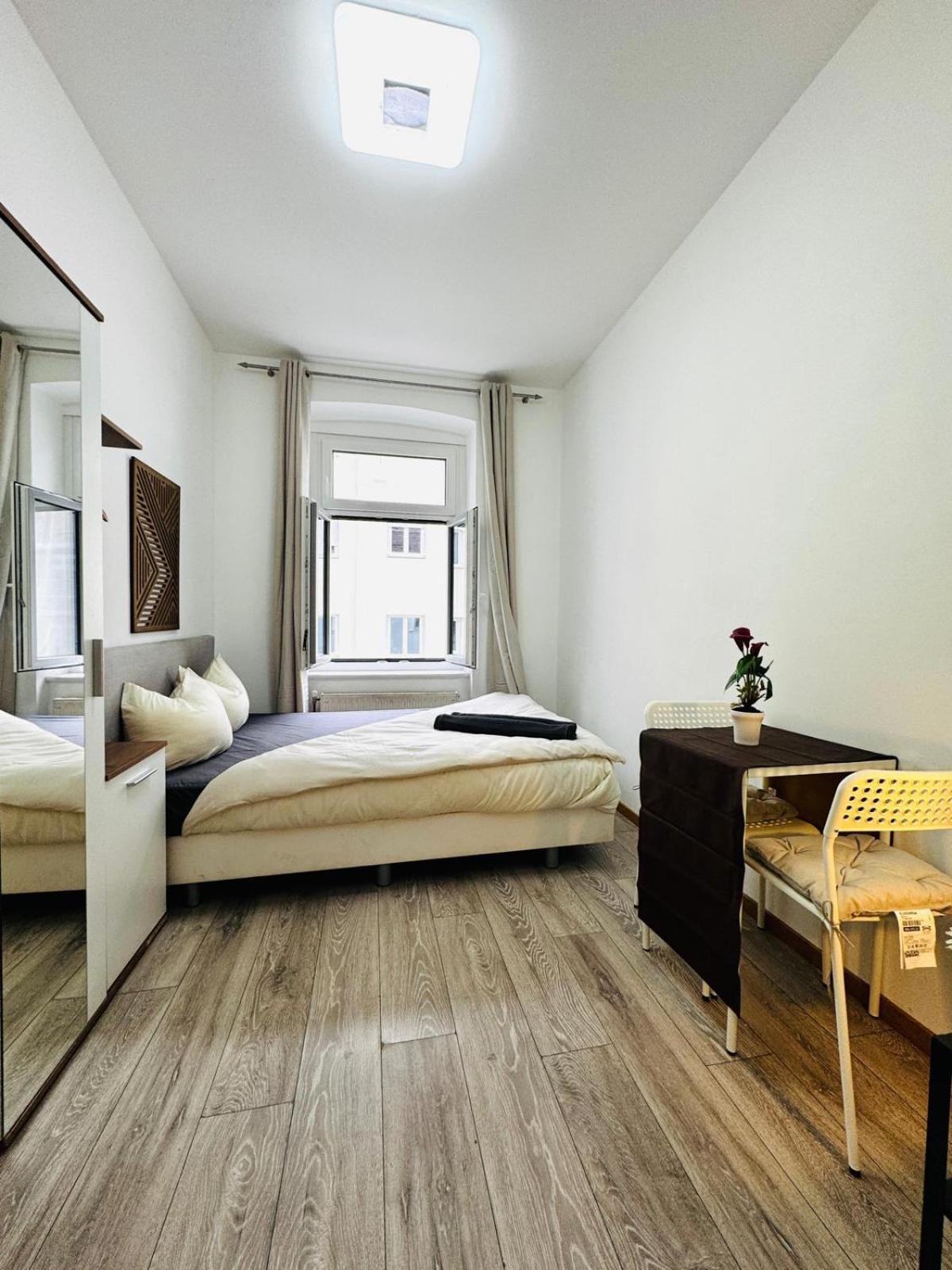 Stylish 4br 10 Min Transport To Stadthalle Apartment Wien