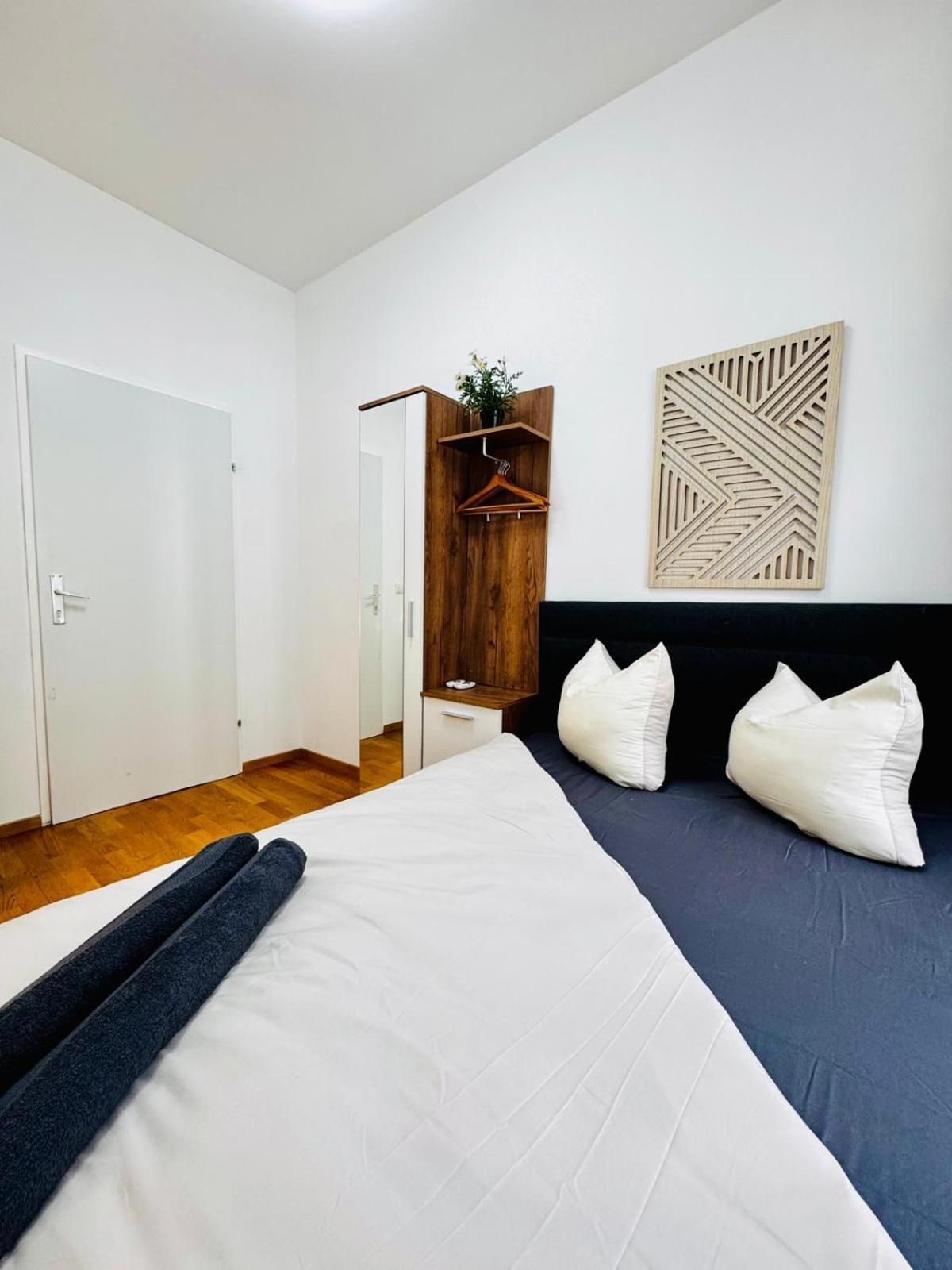 Apartment Stylish 4br 10 Min Transport To Stadthalle *