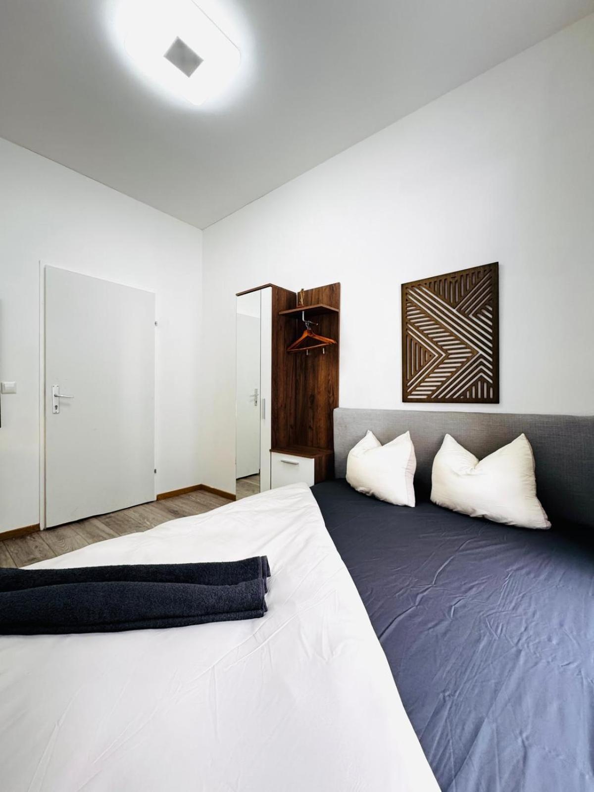 Stylish 4br 10 Min Transport To Stadthalle