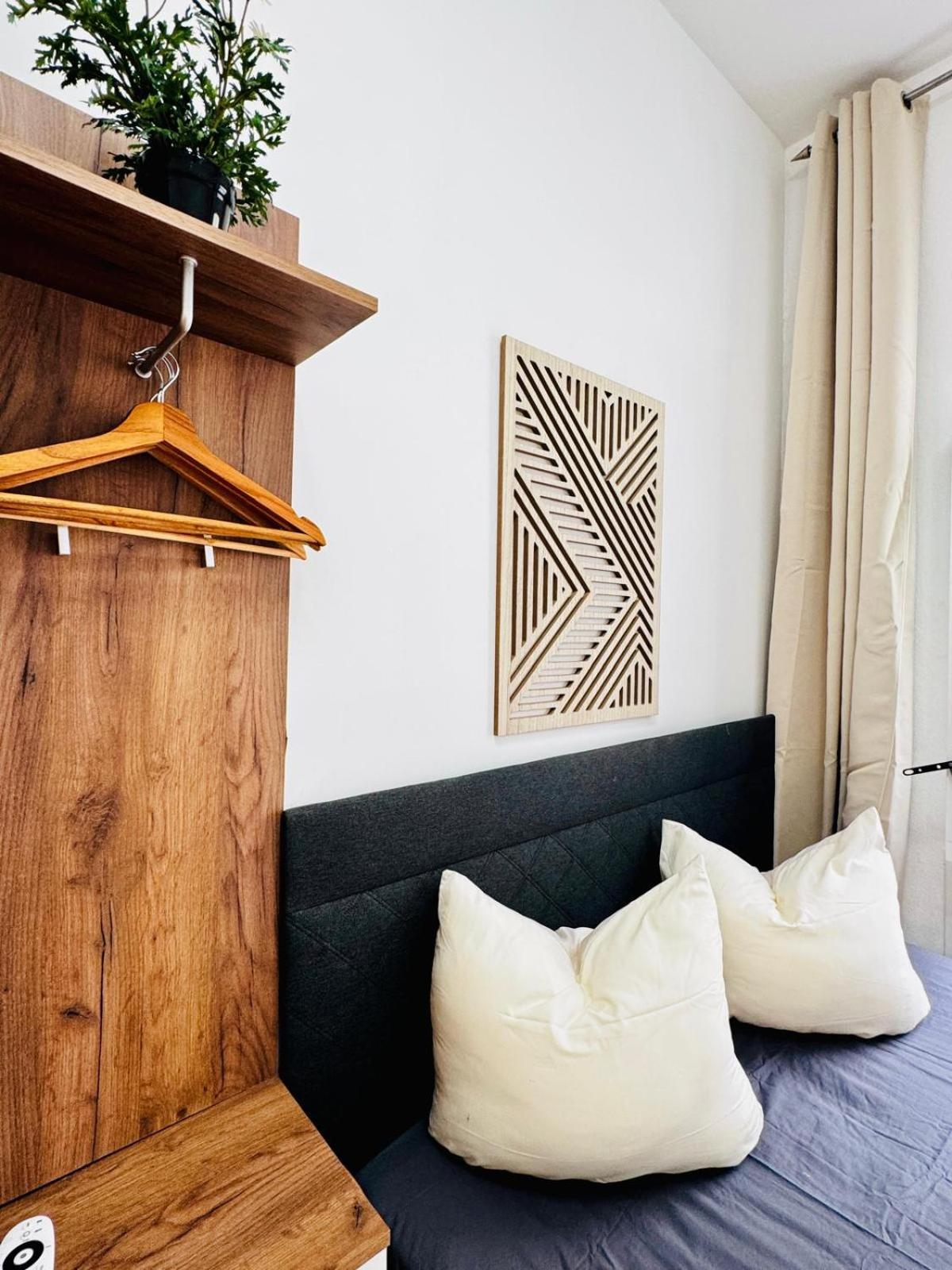 Stylish 4br 10 Min Transport To Stadthalle