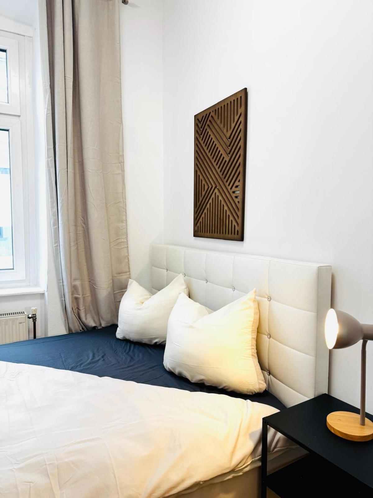 Apartment Stylish 4br 10 Min Transport To Stadthalle